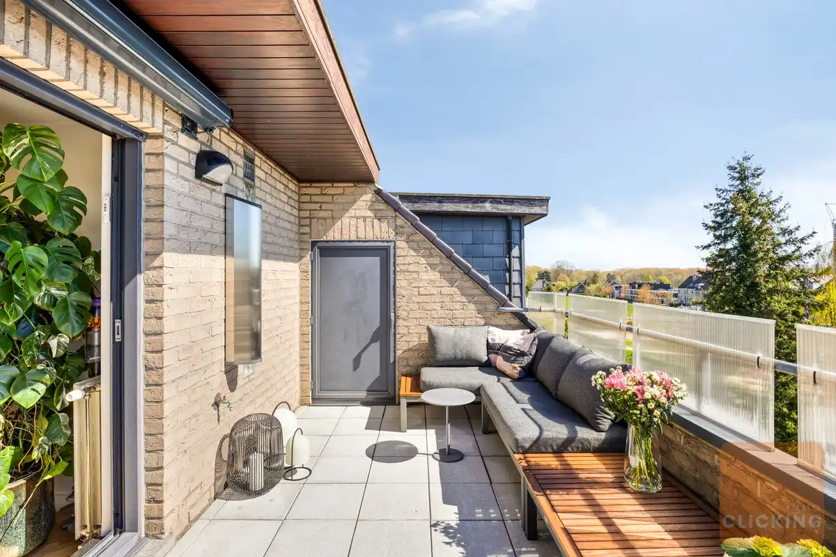 Hidden penthouse met terras en dubbele garage foto 24