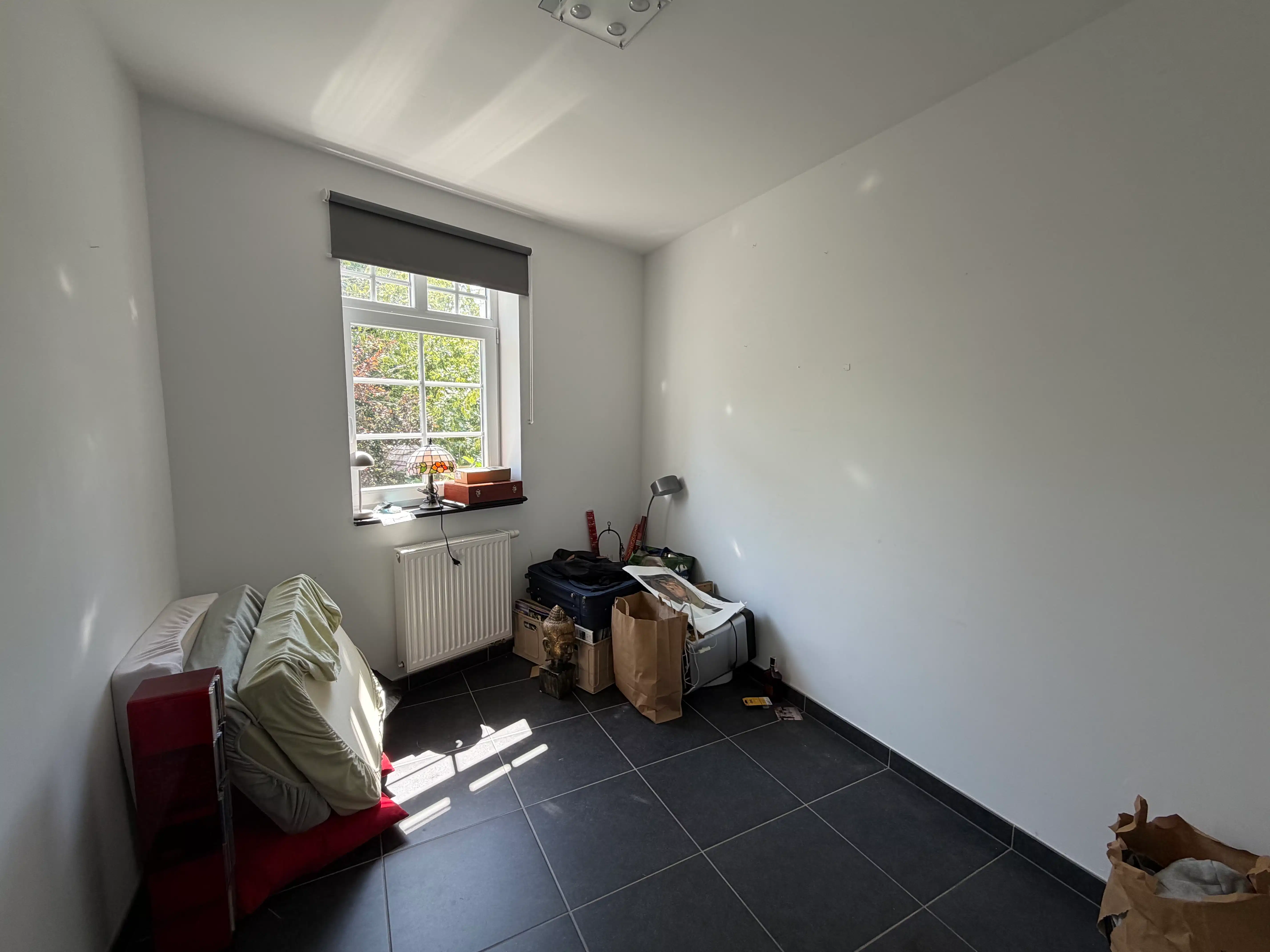 Ruim appartement met vier slpks, terras en autostaanplaats foto 22