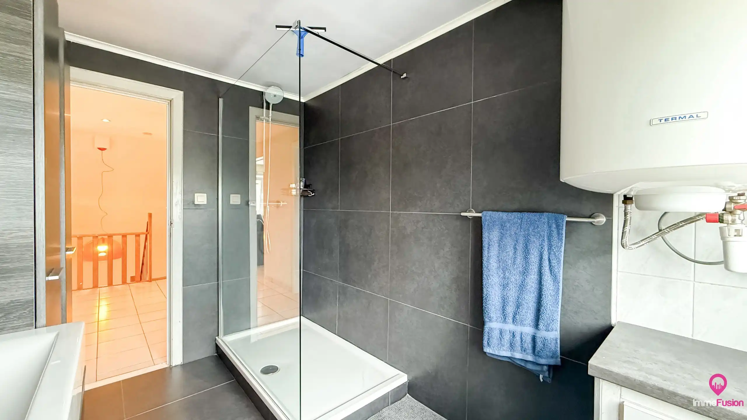 2 slpkm Appartement met groot terras centrum van Helchteren! foto 27