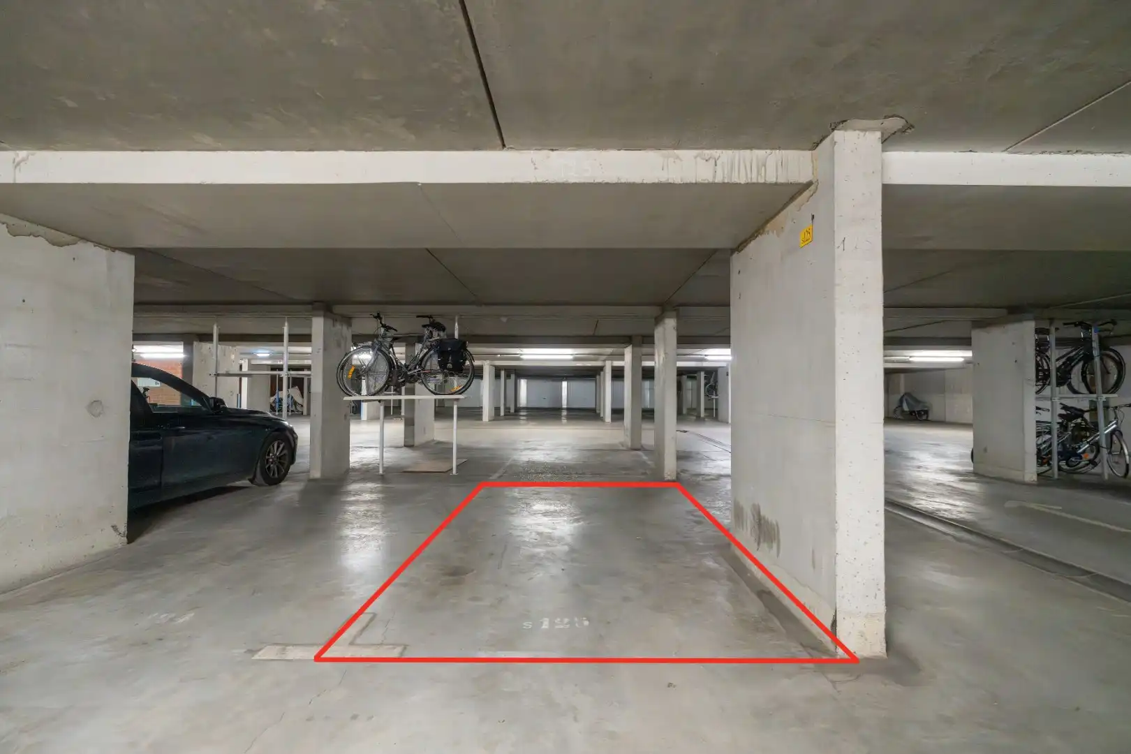 MODERN GEMEUBELDE STUDIO MET SLAAPHOEK TE KOOP  OP WANDELAFSTAND VAN ZEE foto 14