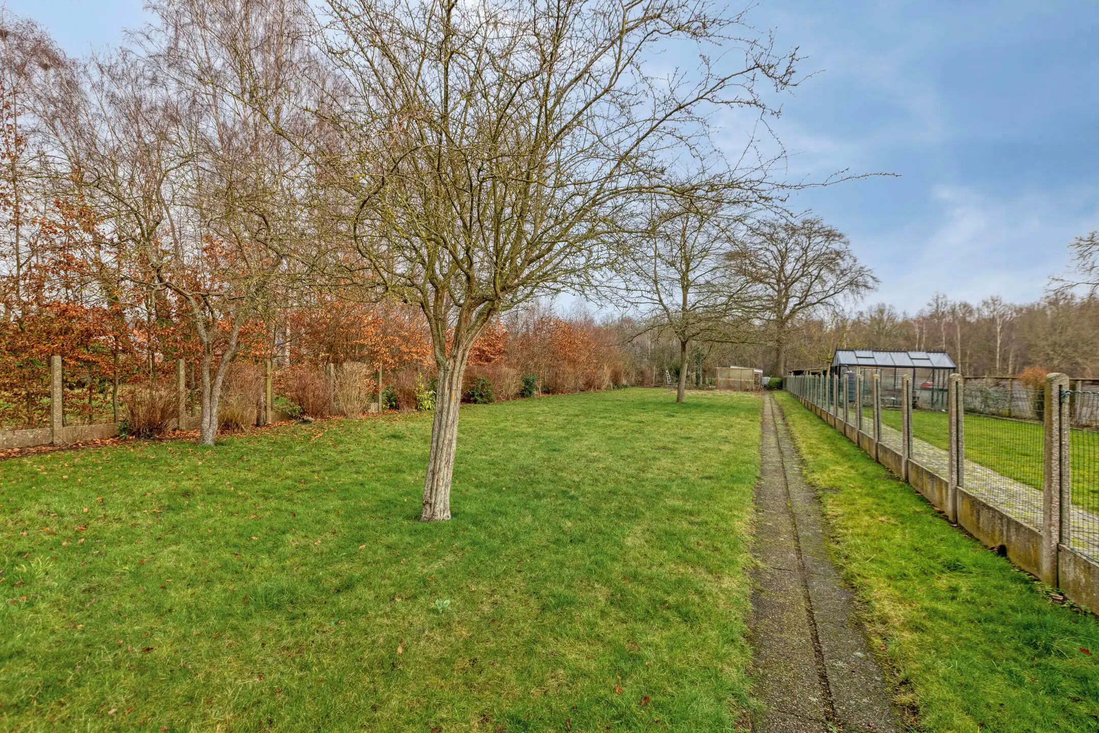 Instapklare woning met 3 slaapkamers op perceel van 15a foto 22