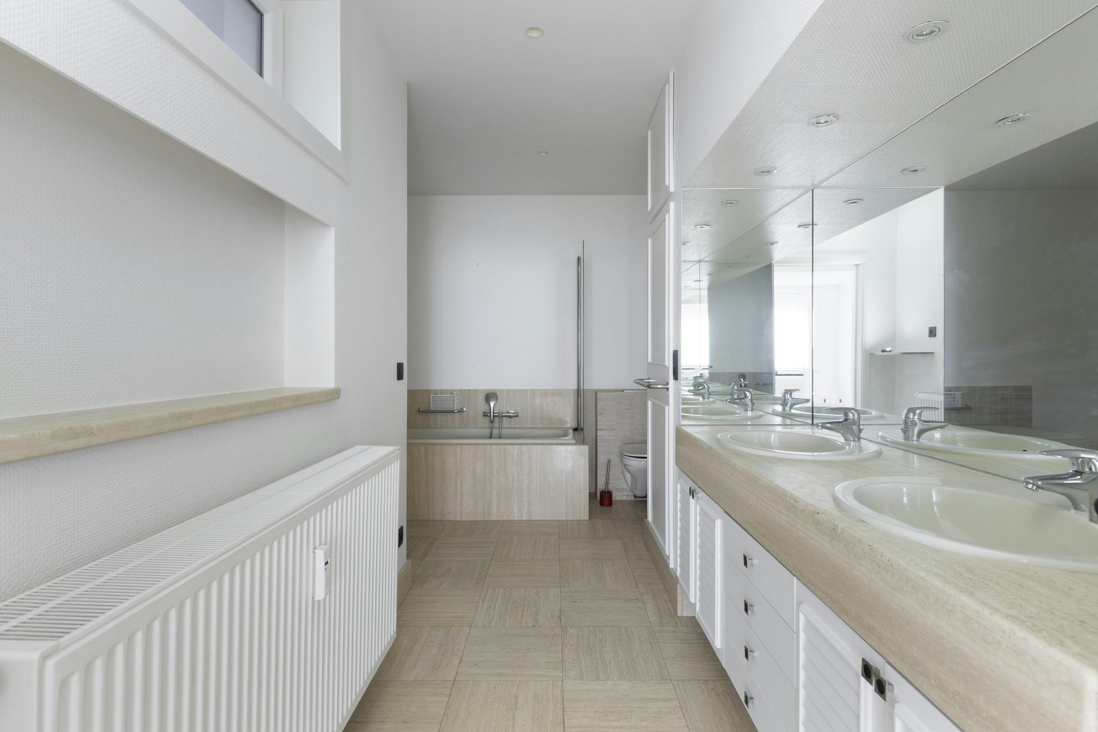 Patrimoniumvennootschap met handelspand en 2 appartementen foto 11