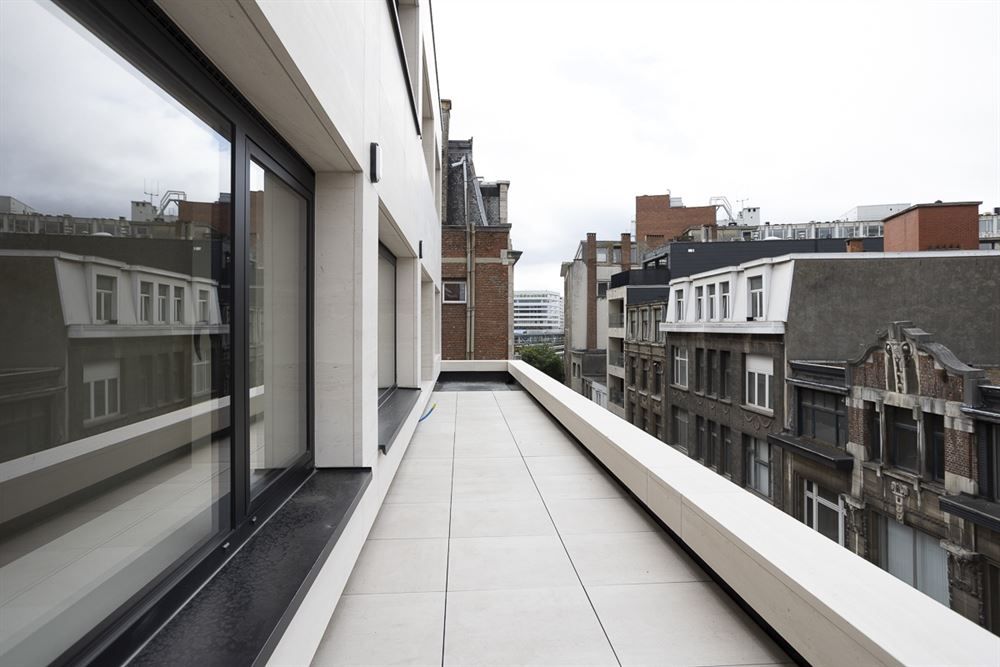 Gerenoveerd 3-slpkr appartement + ruim terras| Antwerpen-Centrum  foto 5