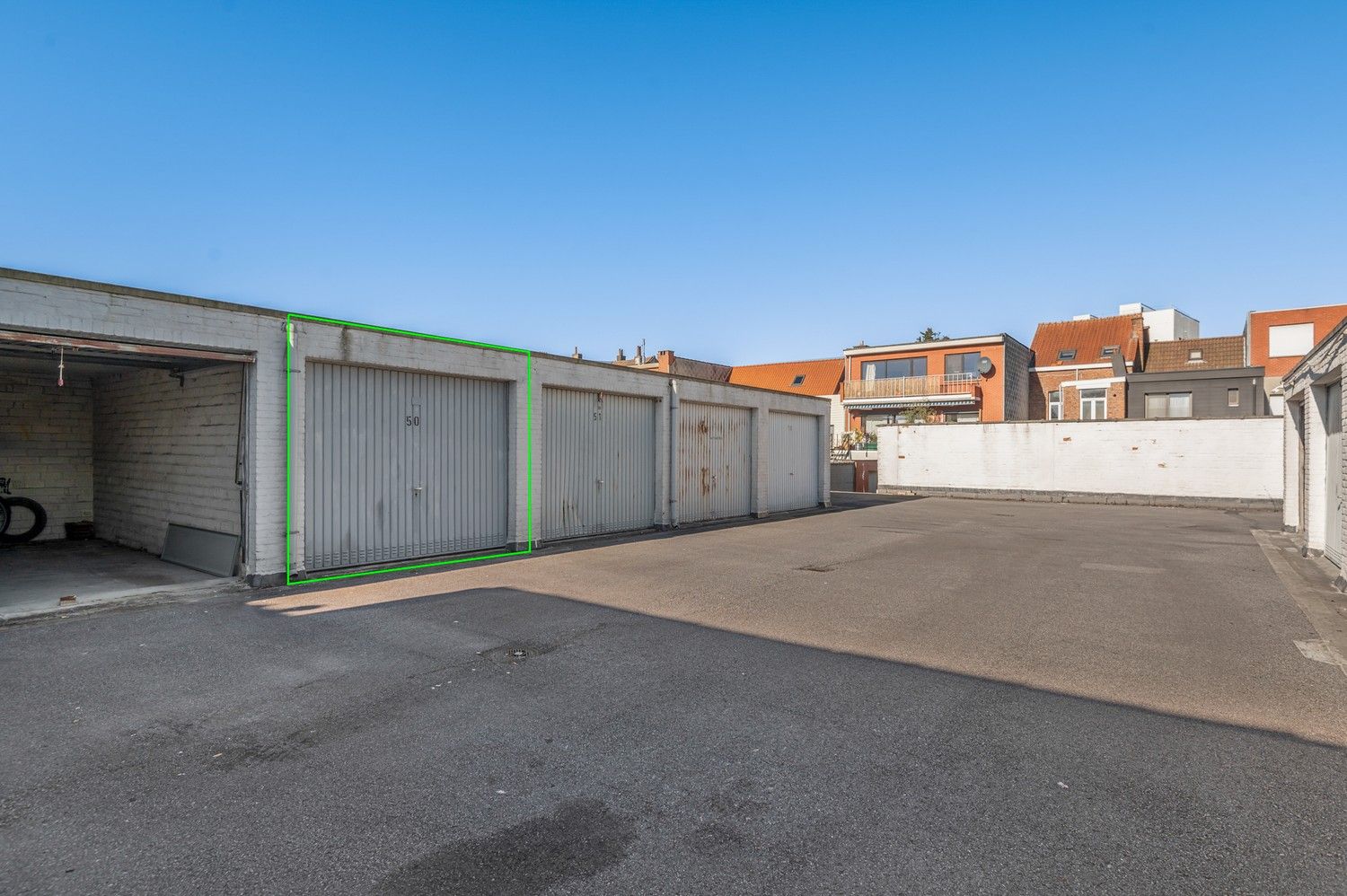 Garagebox op centrale locatie in Mortsel foto {{pictureIndex}}