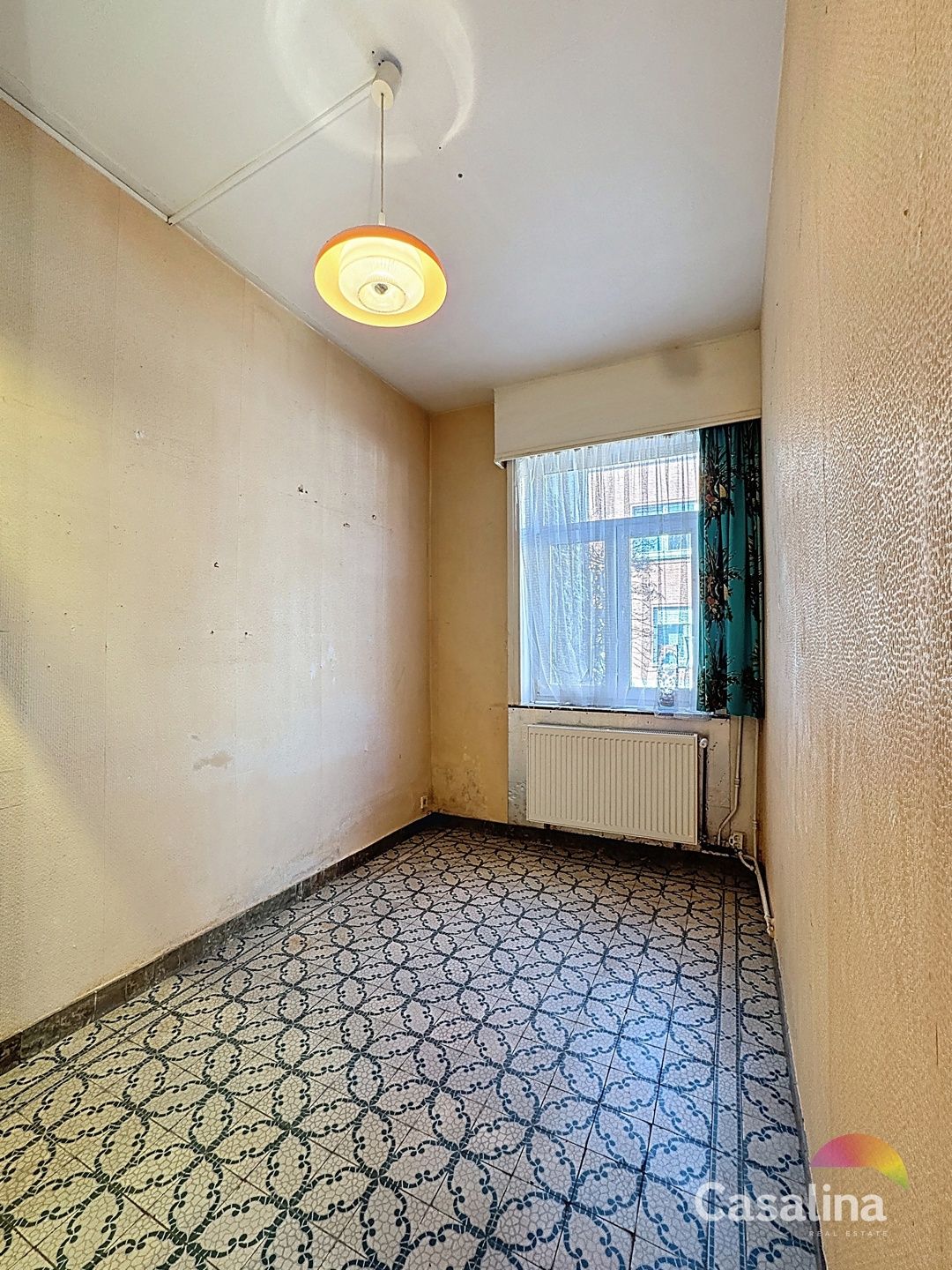 Woning met tuin, garage en atelier - Veel potentieel foto 17