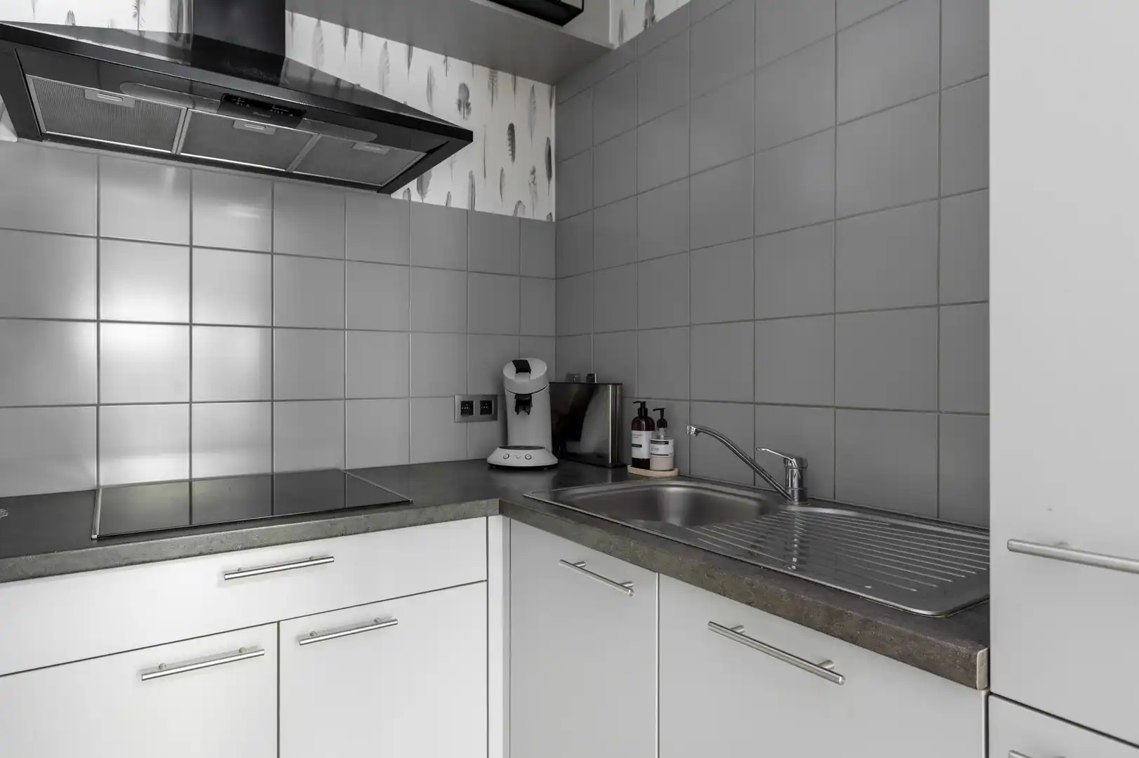 Instapklaar GLV-appartement met zonnige privétuin foto 10