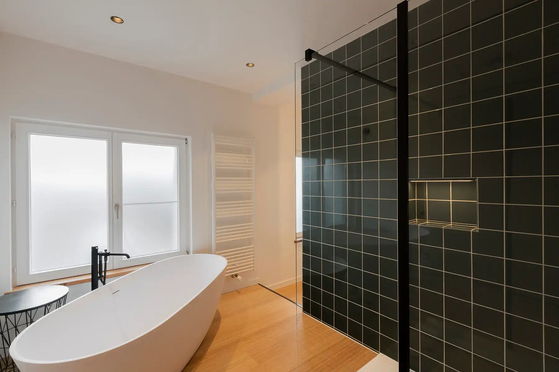 Karaktervolle herenwoning met tuin, koetshuis en veel ruimte foto 15