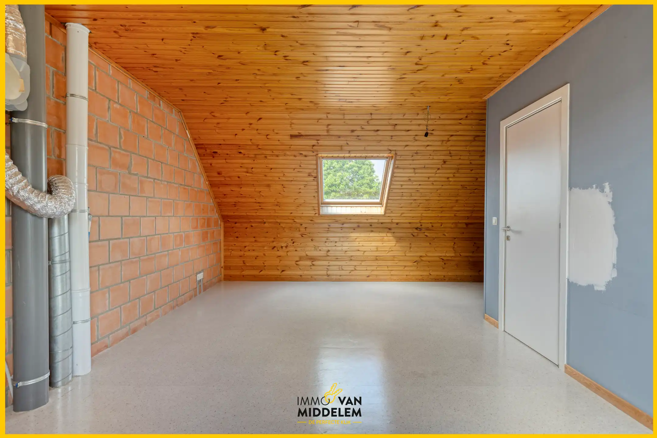 INSTAPKLARE ENERGIEZUINIGE WONING MET 3 SLPK EN GARAGE foto 17