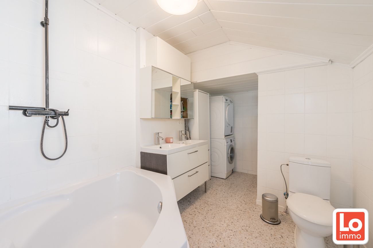Leuke gezellige starterswoning met aangename ruime stadstuin op een goede locatie tussen Gent en Oostakker centrum! foto 9