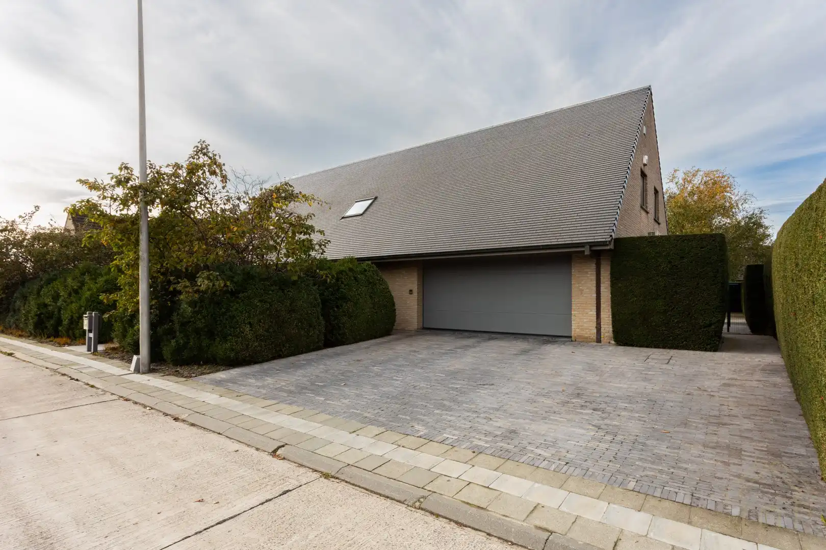 Ruime en energiezuinige villa met 5 slaapkamers in rustige buurt ‘De Posthoorn’ – Wevelgem foto 5