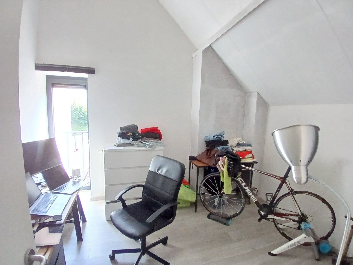 Moderne, lichtrijke woning met twee slaapkamers  foto 6