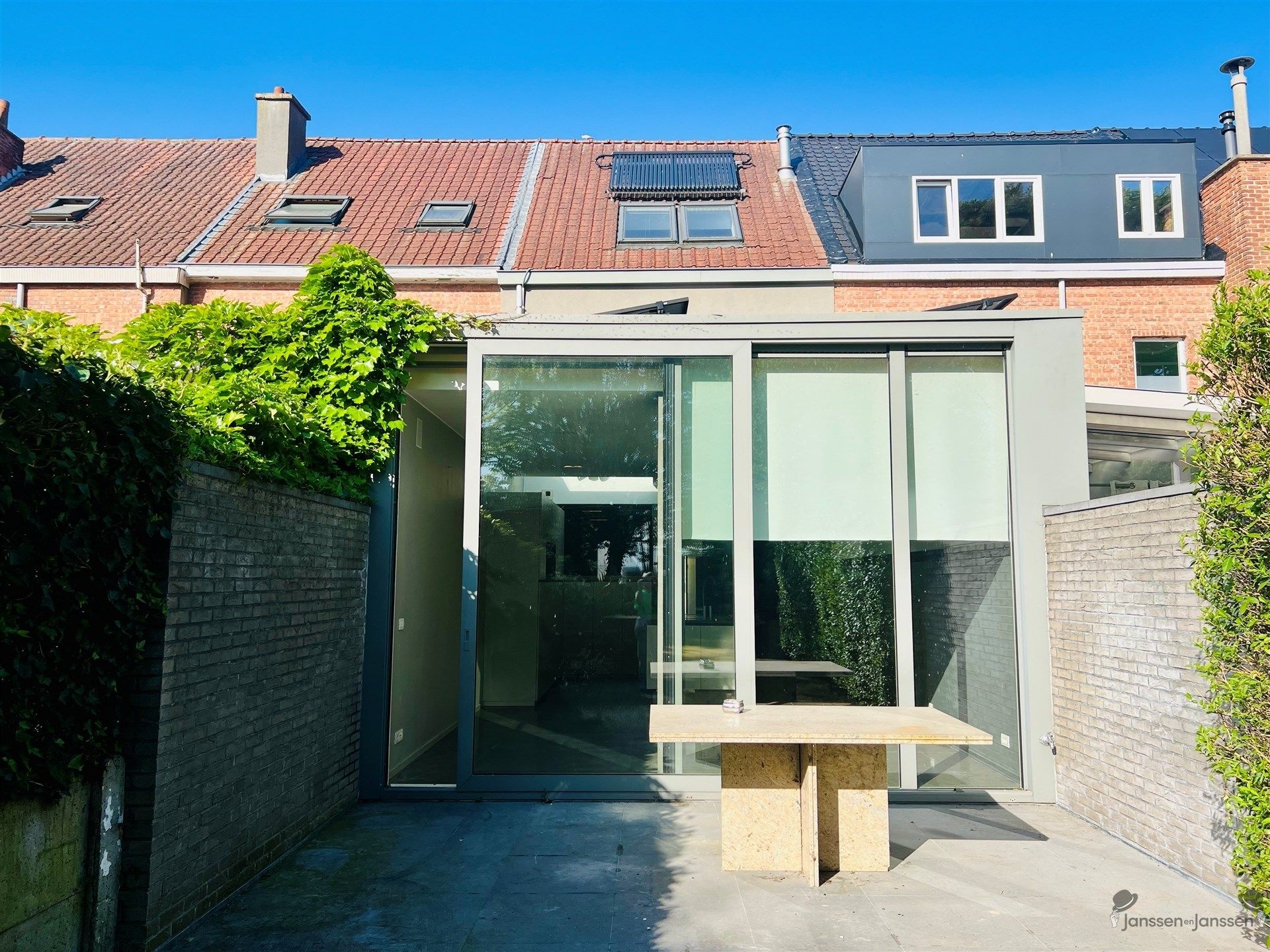 Rijwoning met 3 slaapkamers & tuin foto 15
