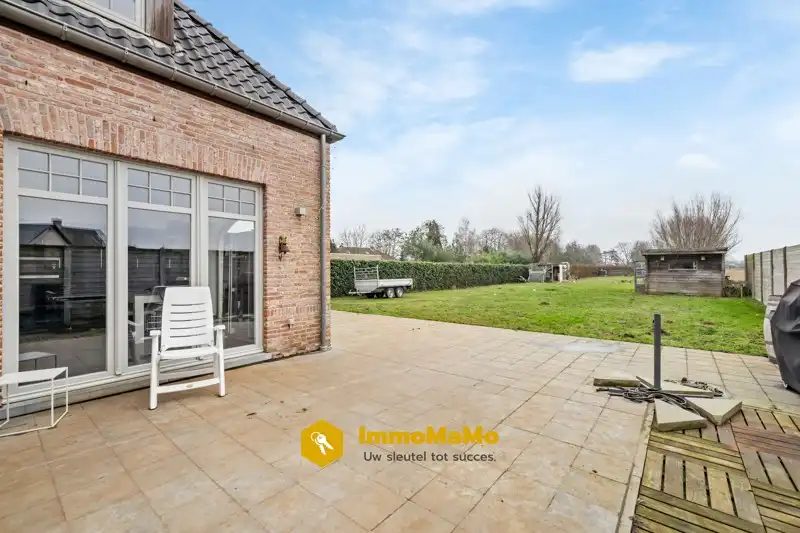 LANDELIJKE WONING MET ENORM RUIME TUIN TE KOOP IN WACHTEBEKE foto 27