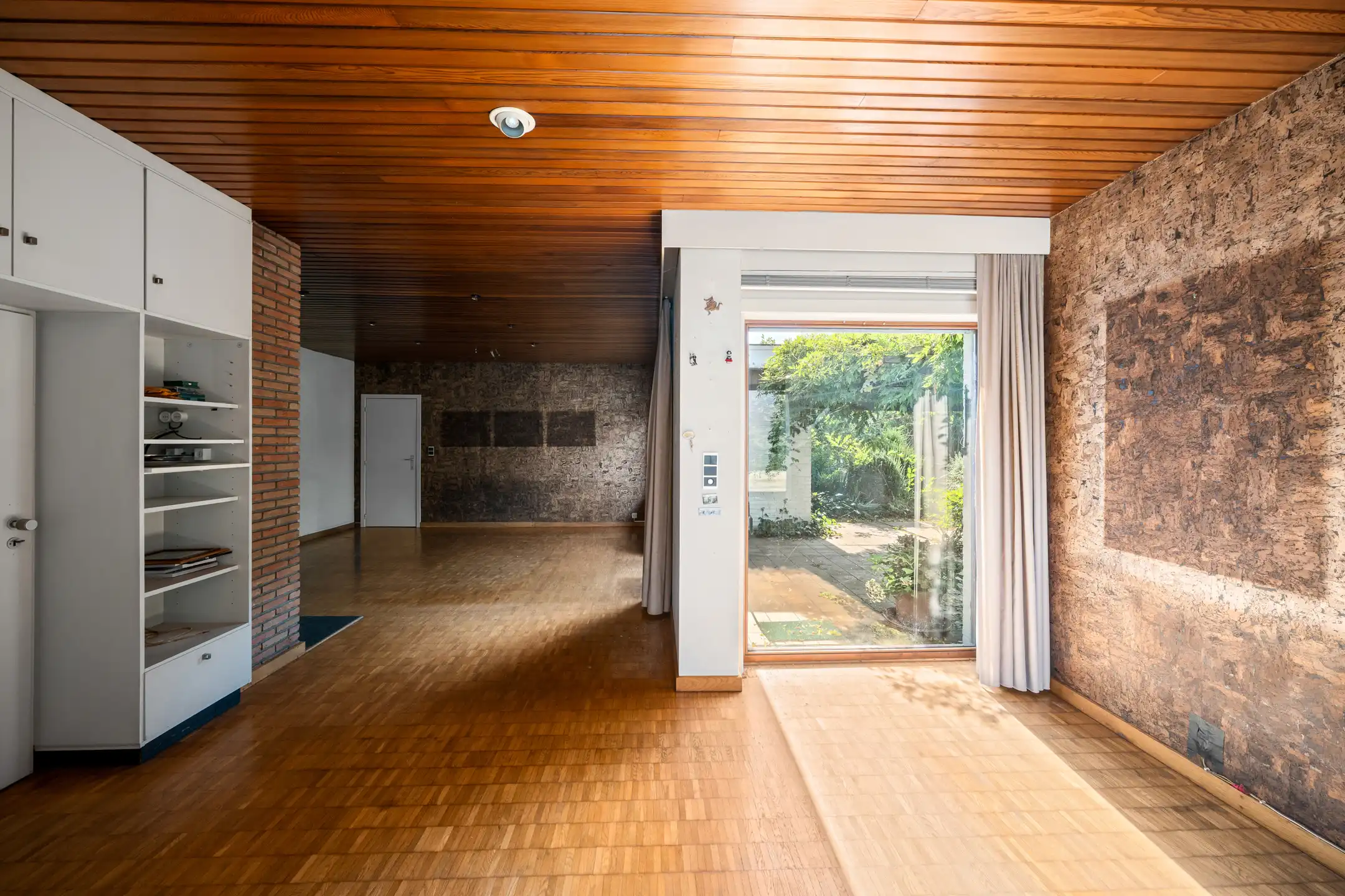 Authentieke bungalow op 1.198 m² bouwgrond  foto 7