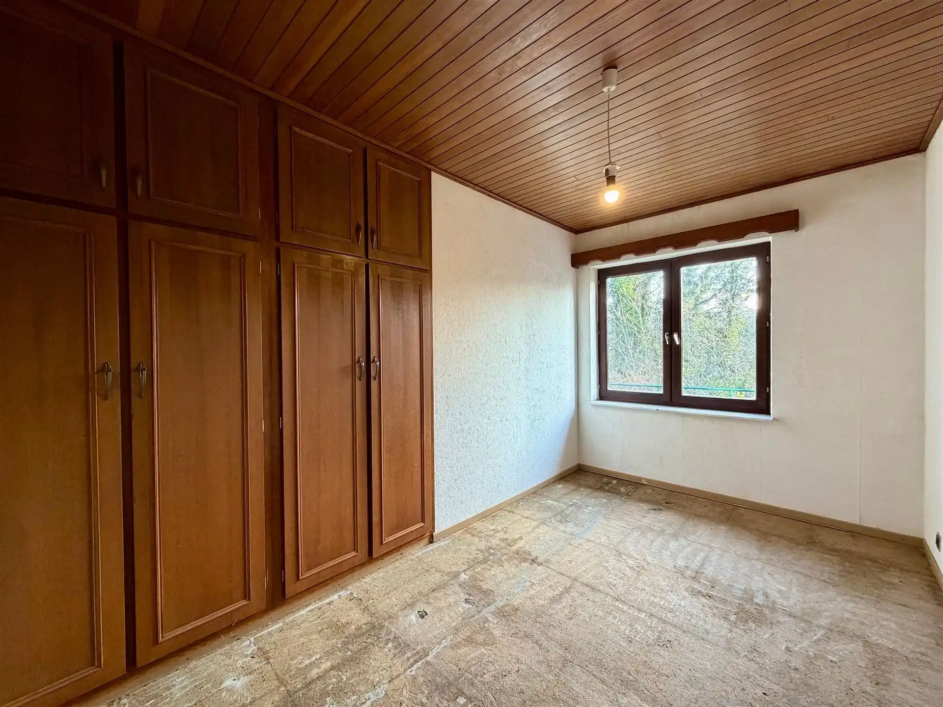 Ruime gezinswoning met 5 slaapkamers foto 19