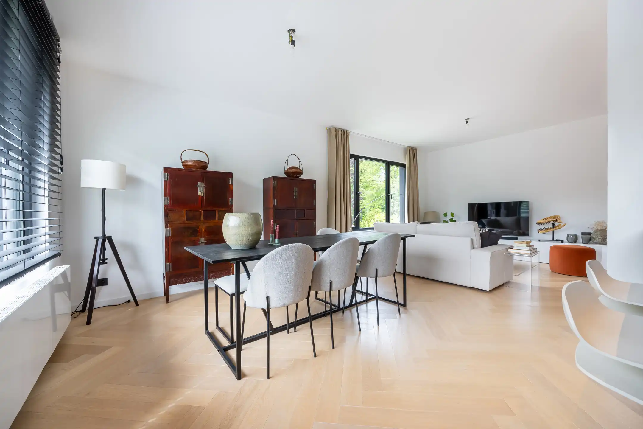 Luxueus gerenoveerd appartement in het gegeerde Brasschaat foto 6