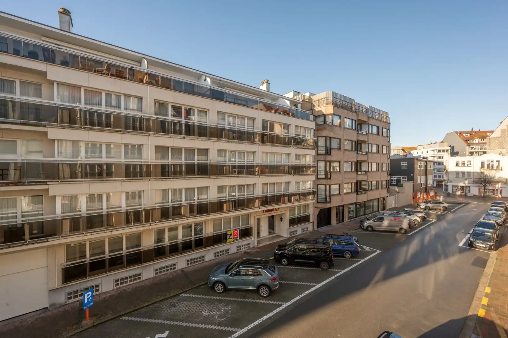 Smaakvol gerenoveerd appartement met ruim terras in hartje Knokke foto 18