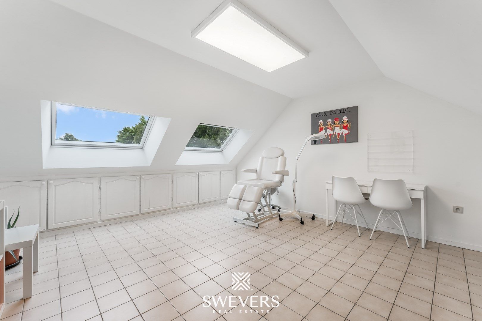 Instapklare woning met tuin en praktijkruimte in Wellen foto 25