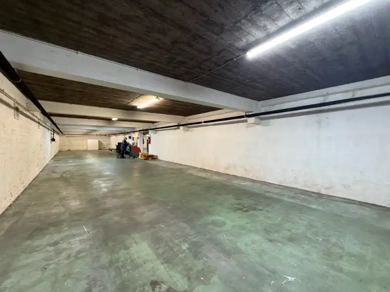 B2B winkel / magazijn met kantoren en parking – Sint-Amandsberg (Gent) foto 19