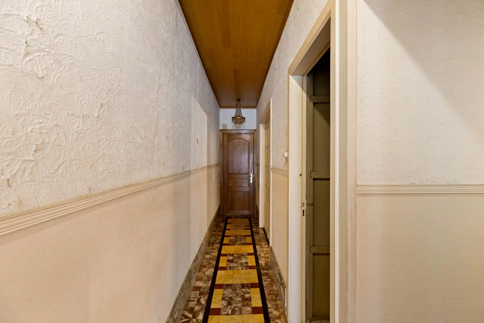 Te renoveren woning foto 4