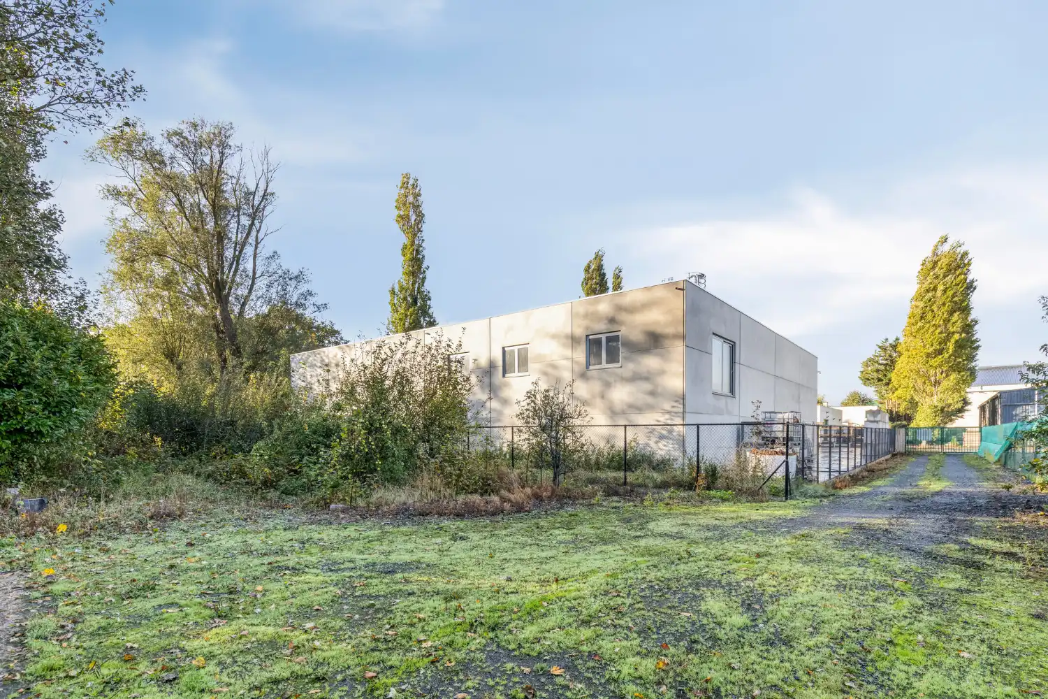 Uniek perceel met villa, loods en uitbreidingsmogelijkheiden foto 33