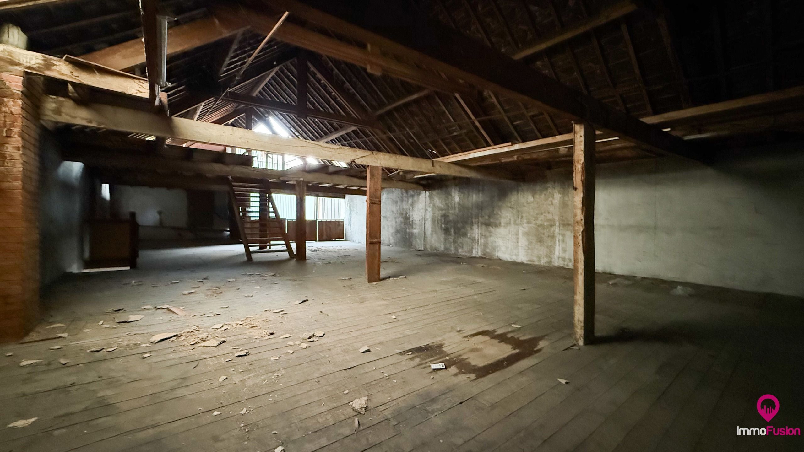 Ruim handelspand op toplocatie met woonmogelijkheid in Diest foto 32