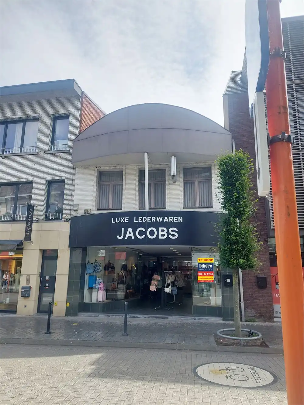 Commercieel te koop Nieuwstraat 13. - 2440 Geel