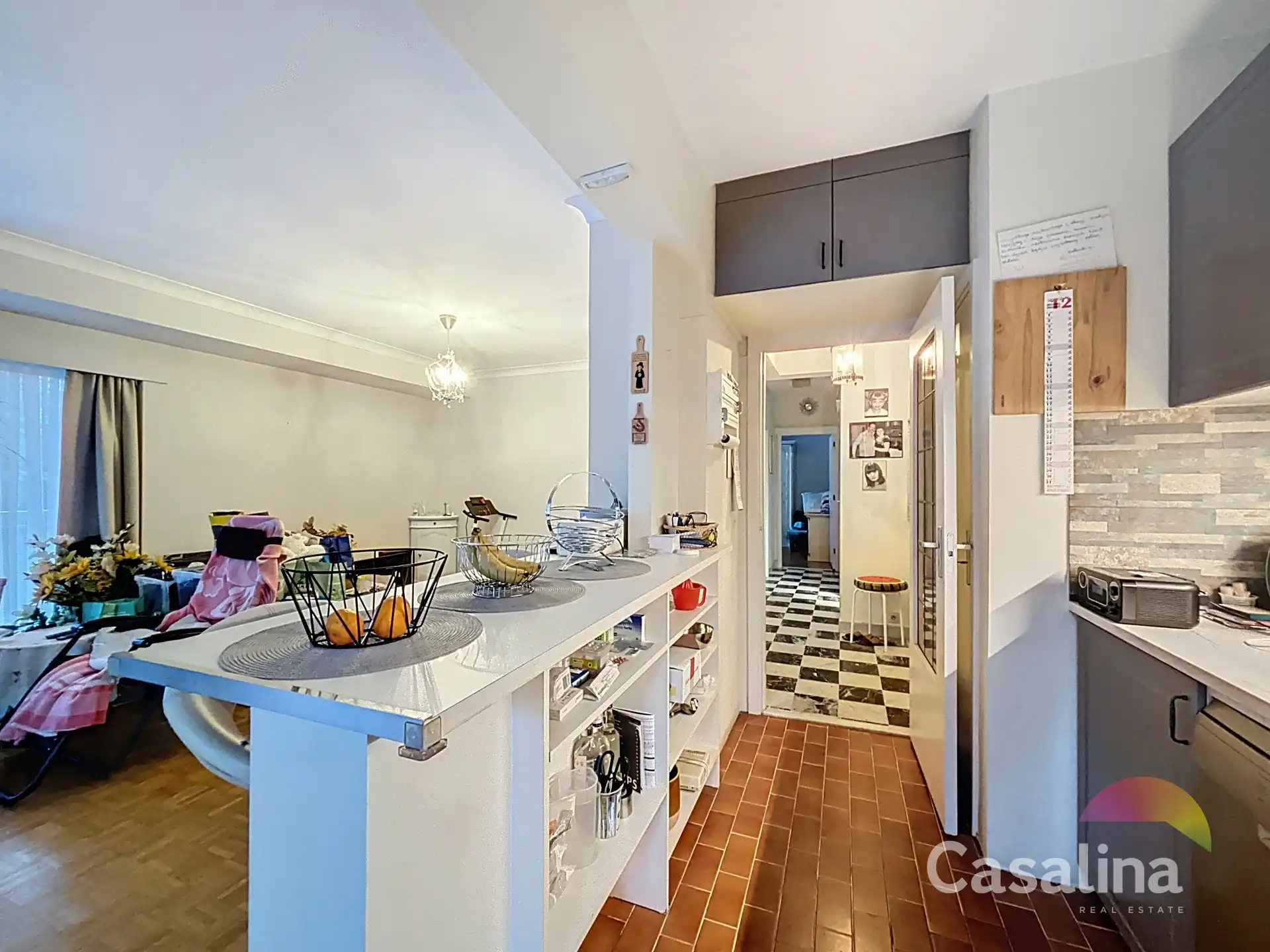 Twee slaapkamer appartement met terras  foto 9