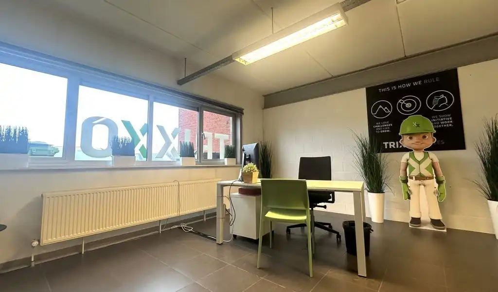 Commercieel gelegen kantoor te huur aan R4 in Mariakerke (Gent) foto 4