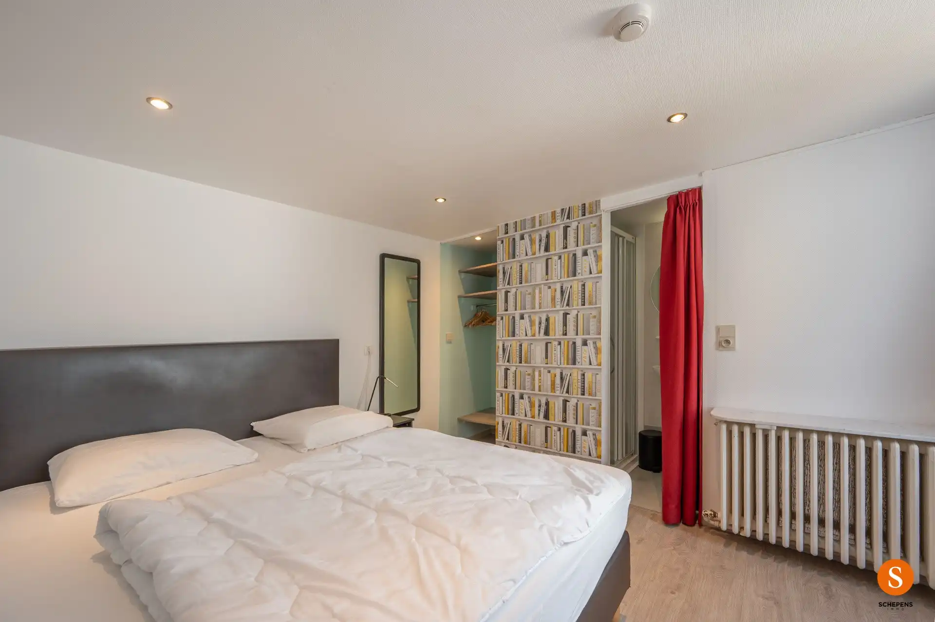 TE KOOP – Verhuurde B&B met 7 kamers én privé-woonst voor uitbaters in hartje De Haan. foto 19