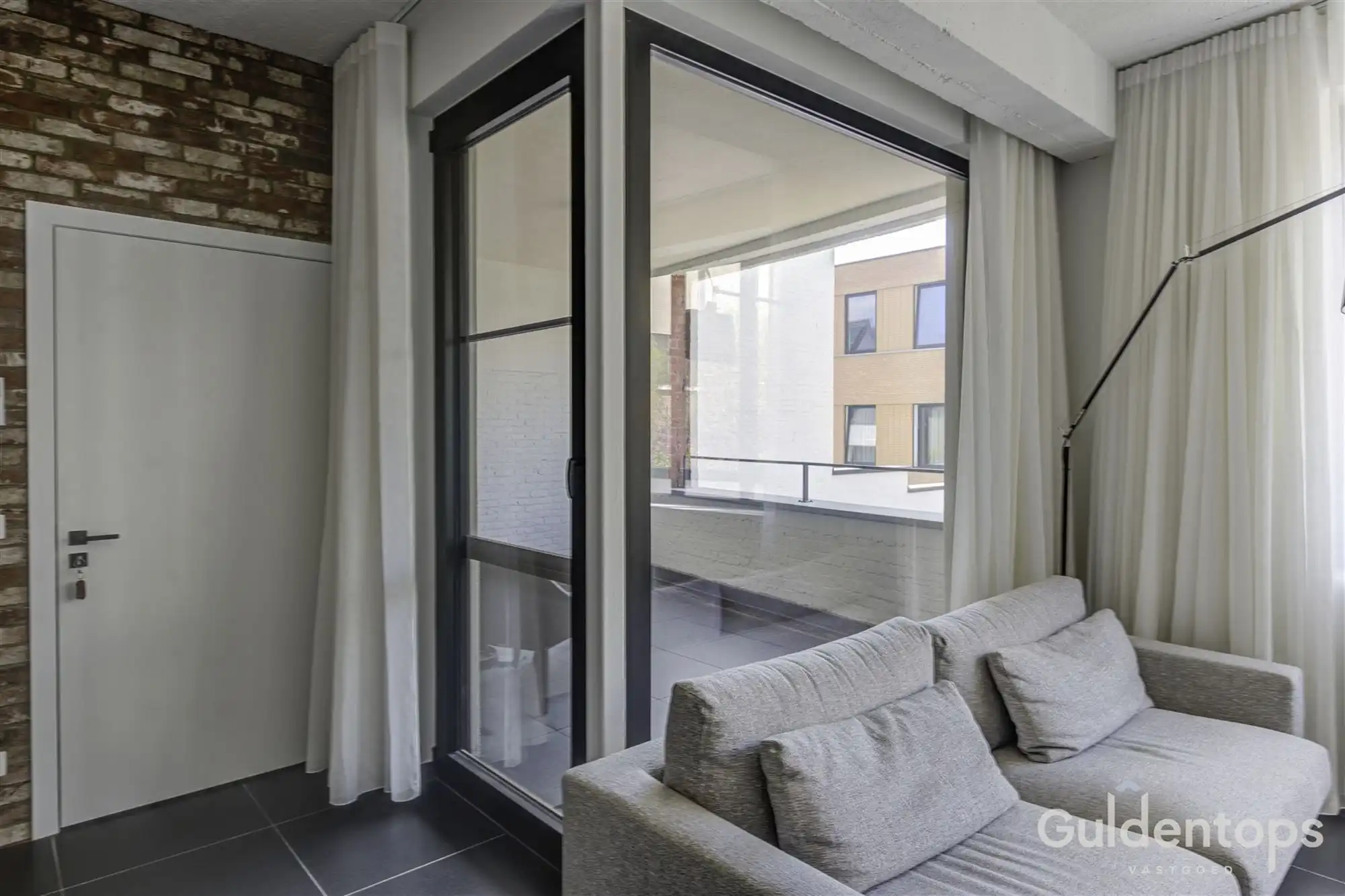 Knap energiezuinig appartement met veel charme foto 20