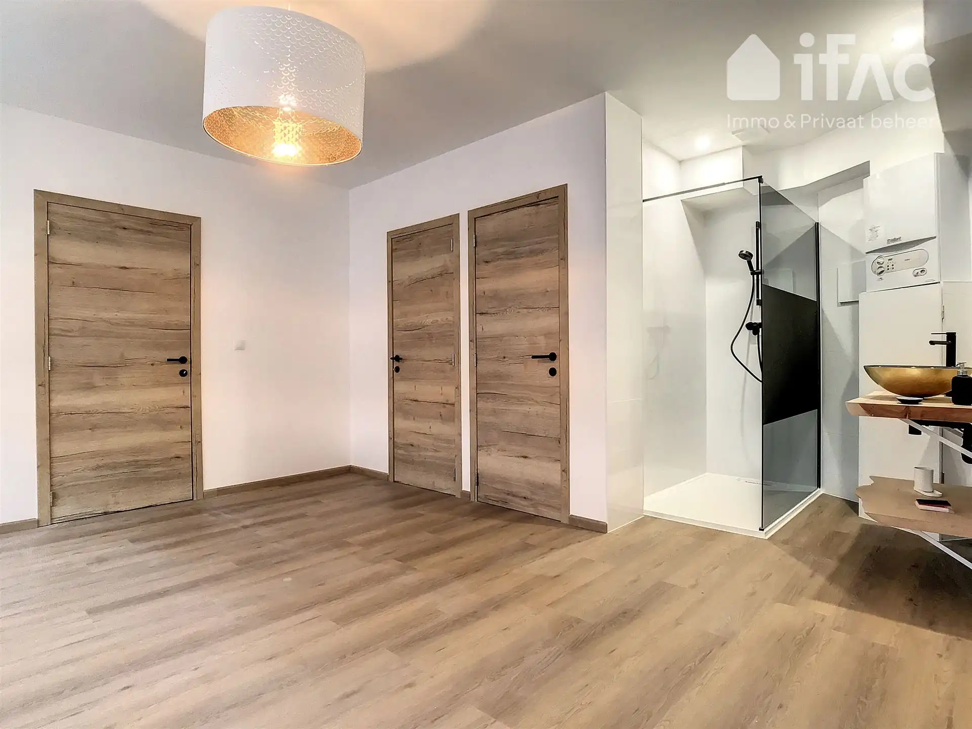 Recent gerenoveerd 2 slaapkamer appartement foto 10