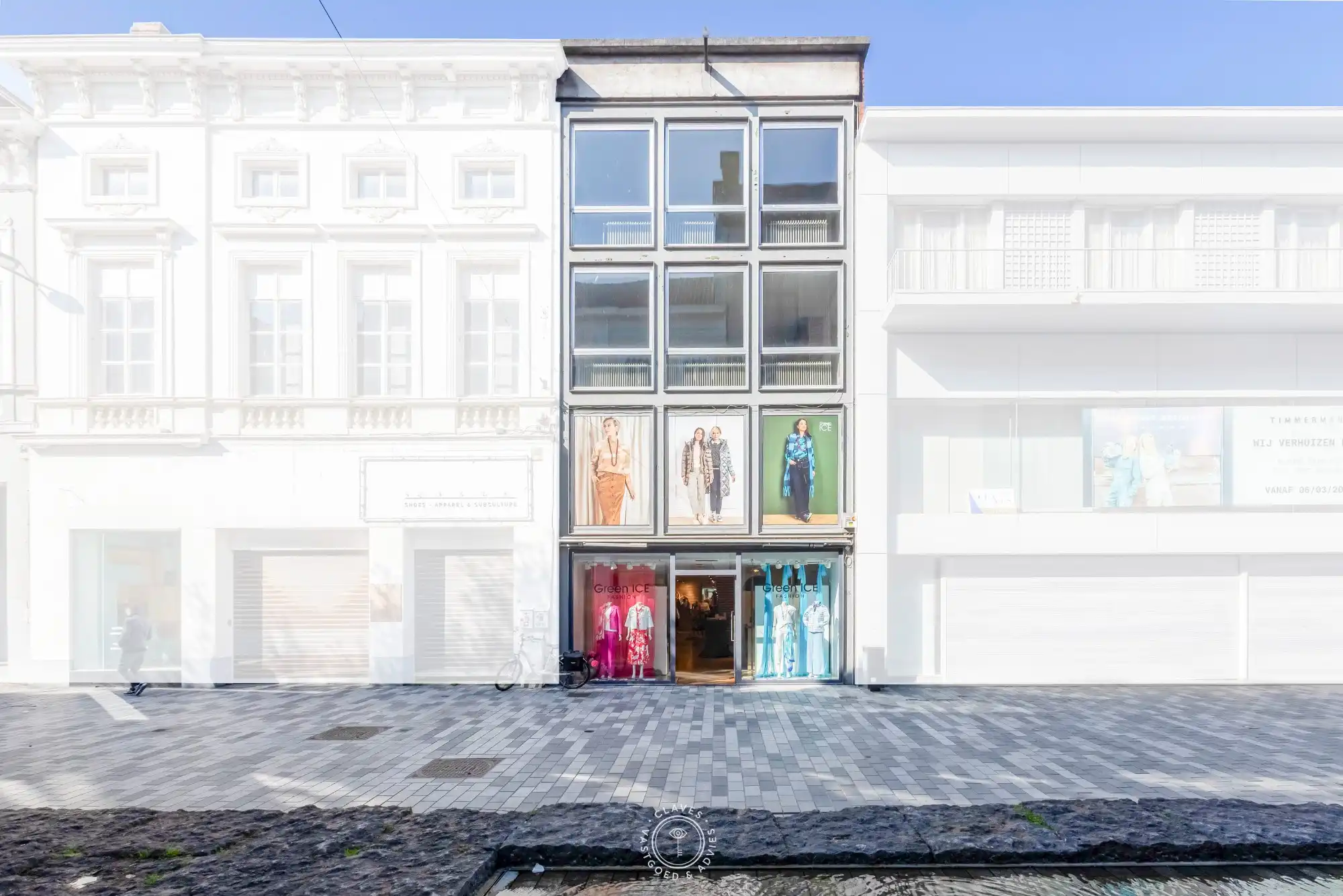 Handelshuis met ontwikkelingspotentieel in Sint-Niklaas foto {{pictureIndex}}