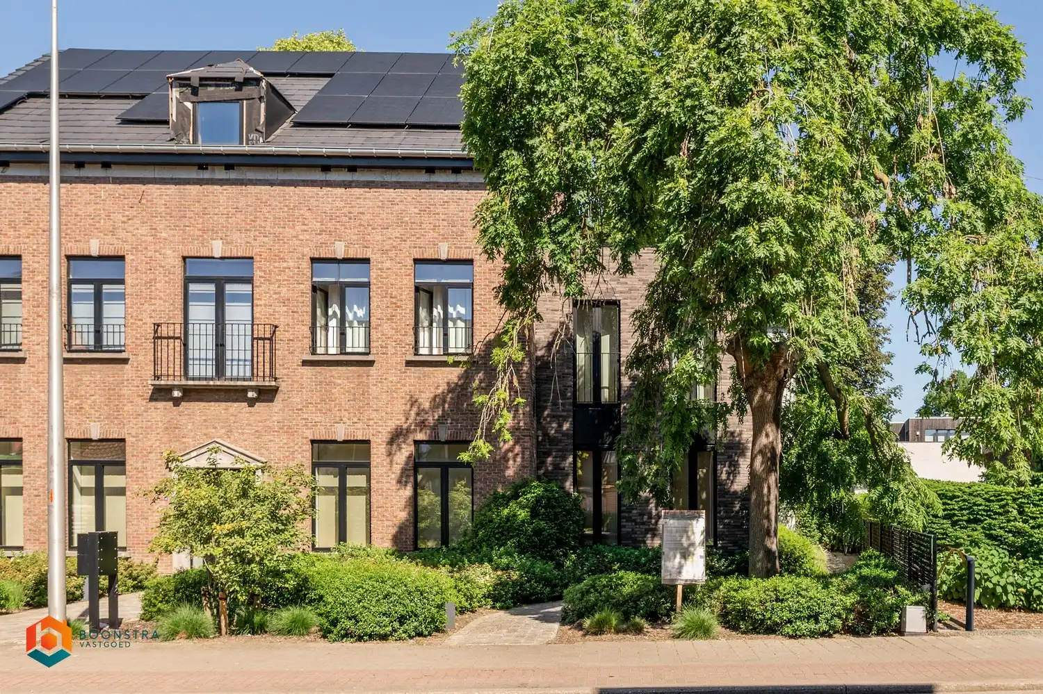 Energiezuinige woning met 3 slpkrs, 2 badkrs, terras en tuin te Kessel foto {{pictureIndex}}