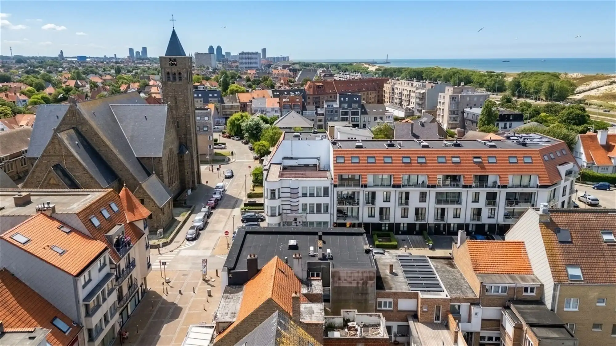 Gerenoveerd appartement vlakbij zee! foto 3