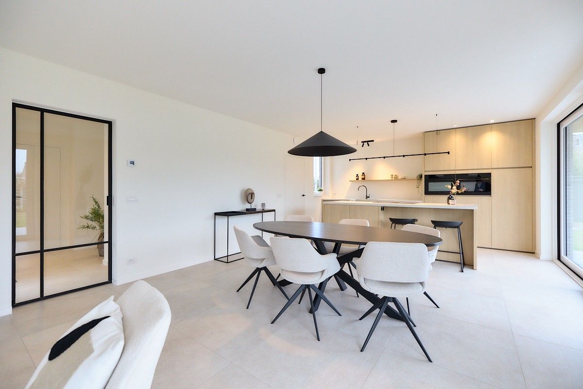 Exclusieve nieuwbouwvilla te koop – toplocatie vlakbij het Sterrebos in Roeselare foto 4