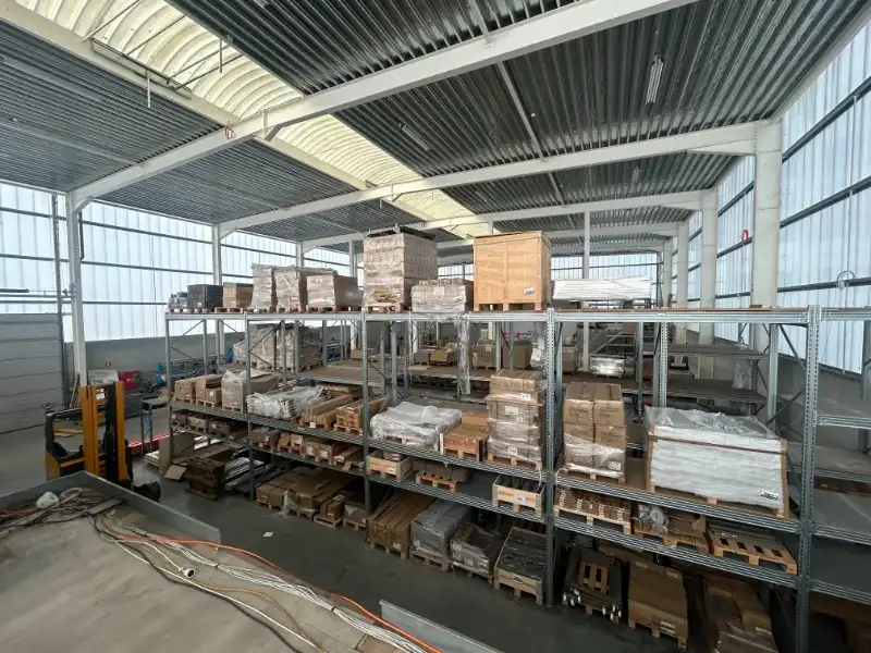 Recent magazijn van 1.062 m² met 2 sectionaalpoorten op toplocatie in Oostakker foto 7