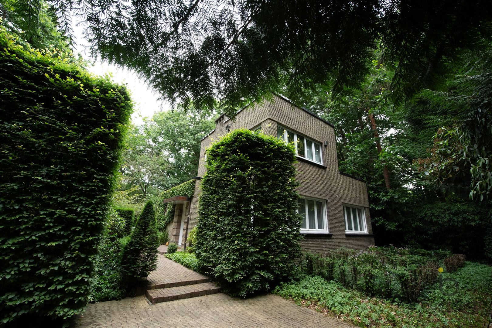 Interbellum villa te "Koningshof" Schoten! foto 2