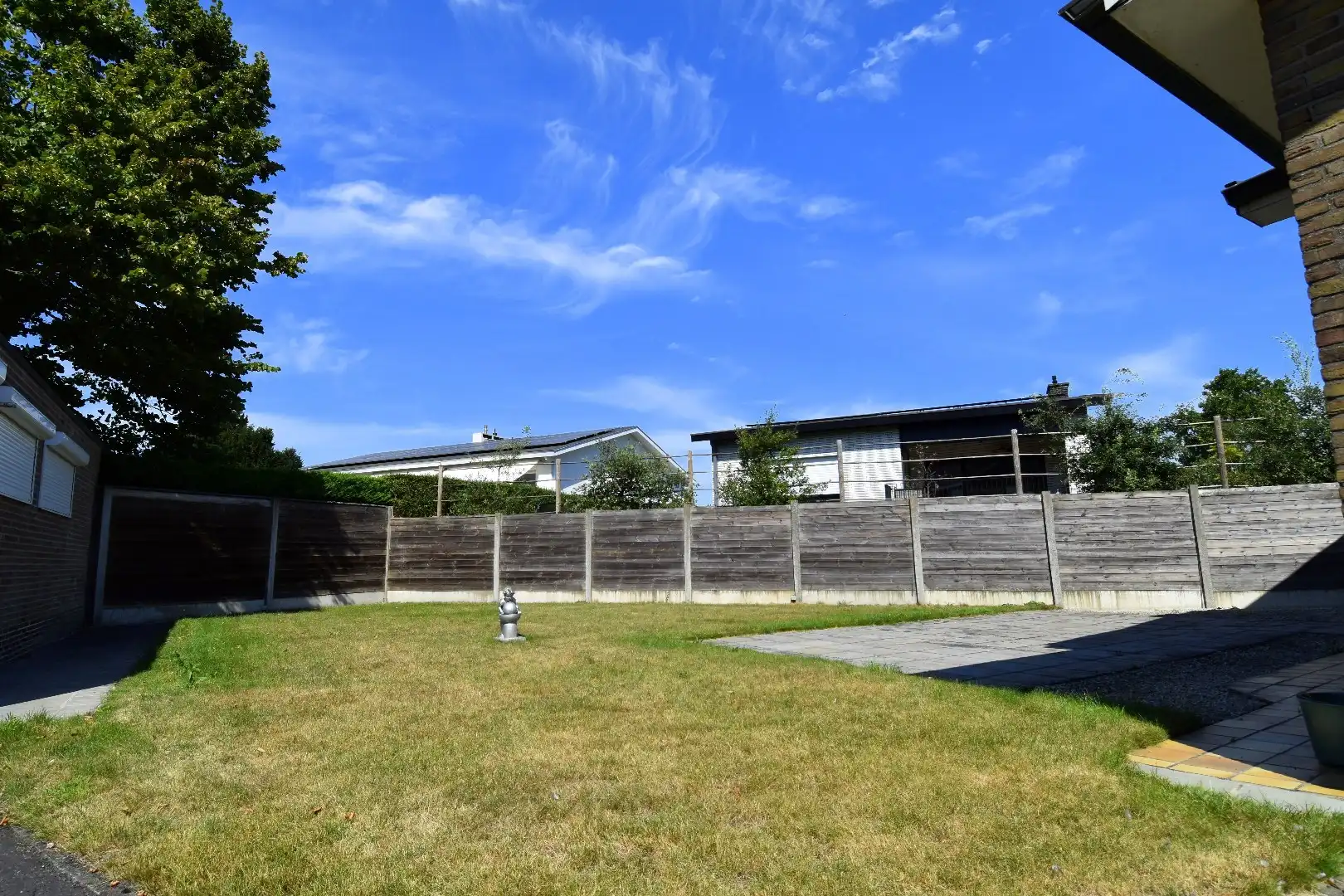 Alleenstaande woning met tuin en garage te koop op een bereikbare locatie te Harelbeke foto 15