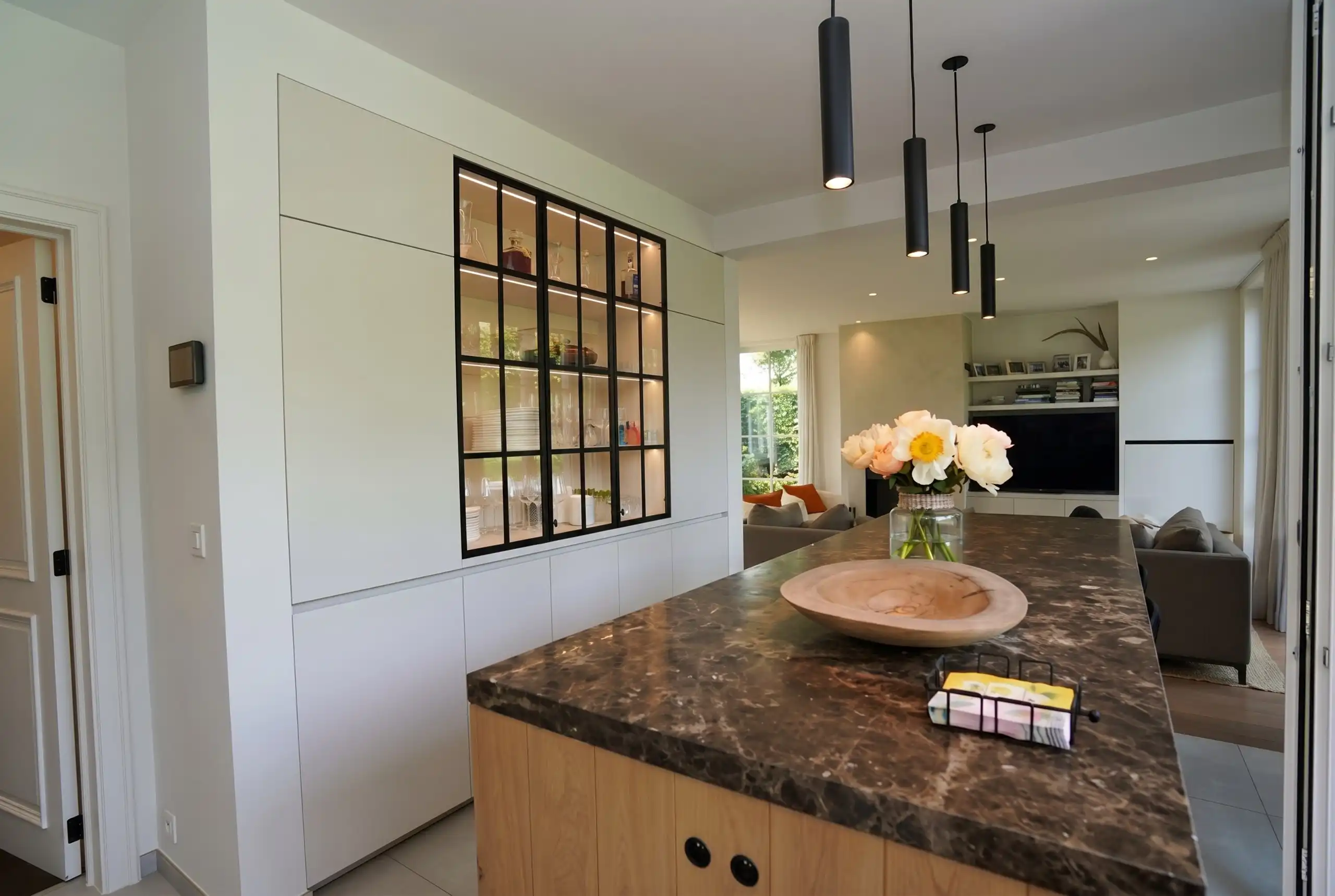 IN AANTOCHT!  Prachtige, alleenstaande  bijoux op 1.245 m²  foto 13