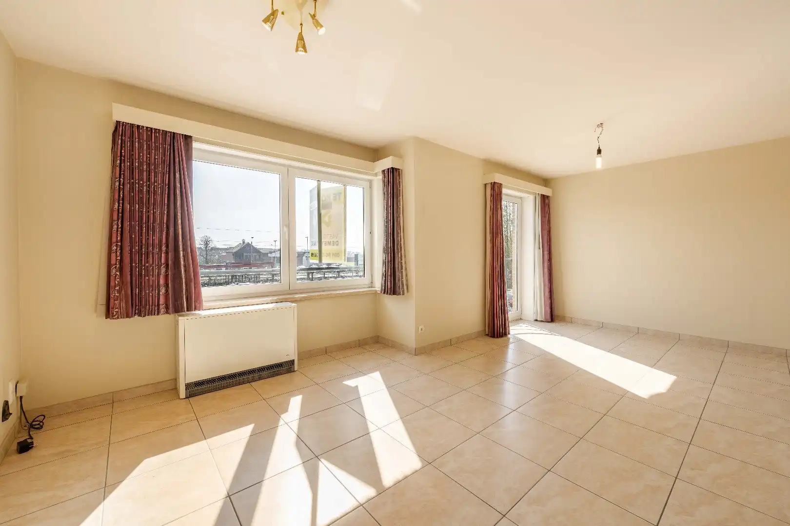 CENTRAAL GELEGEN APPARTEMENT (2003) MET 2 SLPKS | GARAGE foto 3