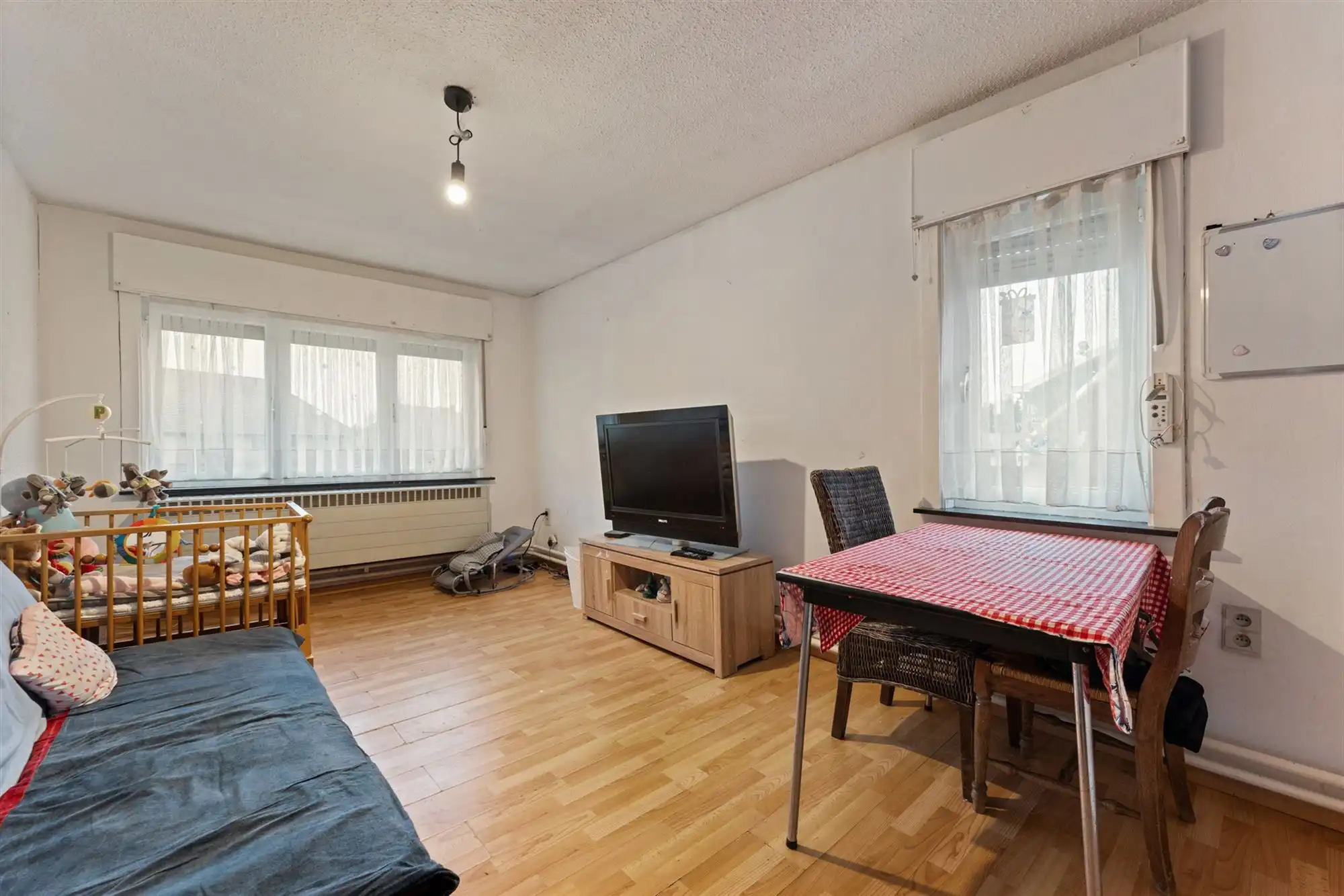 WONING VERDEELD IN 2 APPARTEMENTEN OP 934M2 foto 16