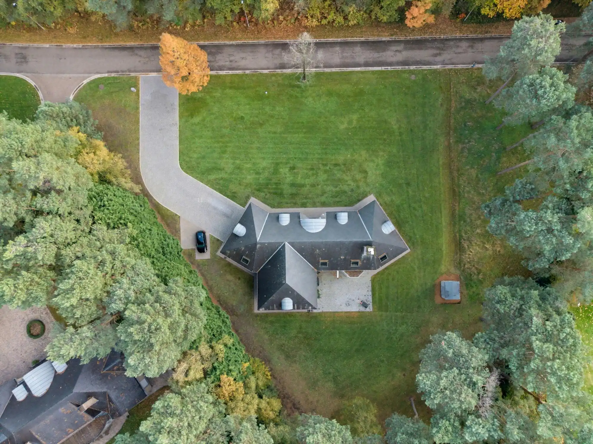 Stijlvolle villa met praktijkruimte in exclusieve villawijk nabij Nationale Park Hoge Kempen foto 32