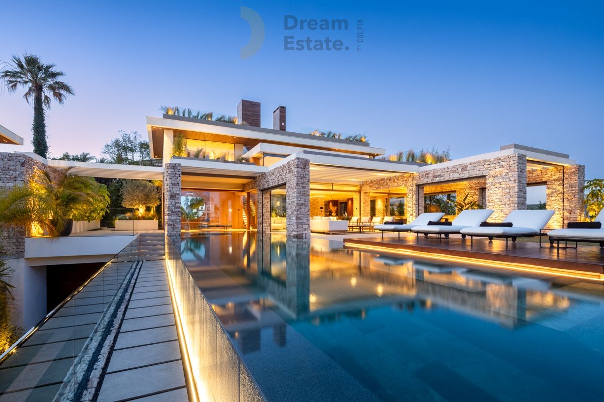 Schitterende villa op wandelafstand van Puerto Banús, Marbella foto 25