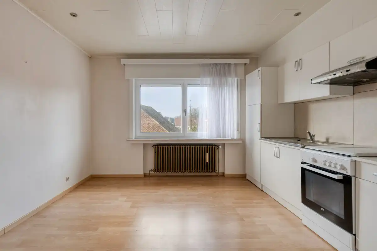 Ruime woning met 3 slaapkamers en tuin foto 19