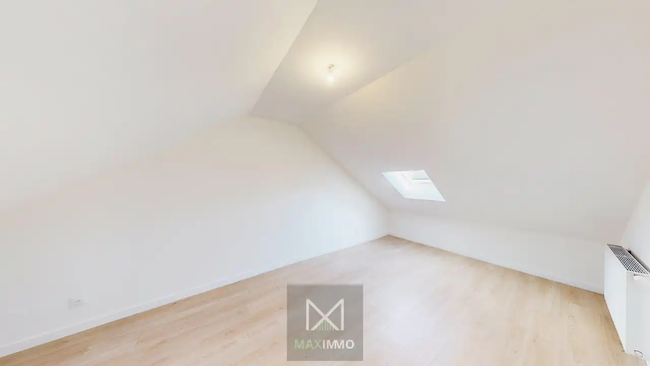 Volledig vernieuwde woning in centrum Lauwe – luxe, licht en leefruimte in één pakket foto 14