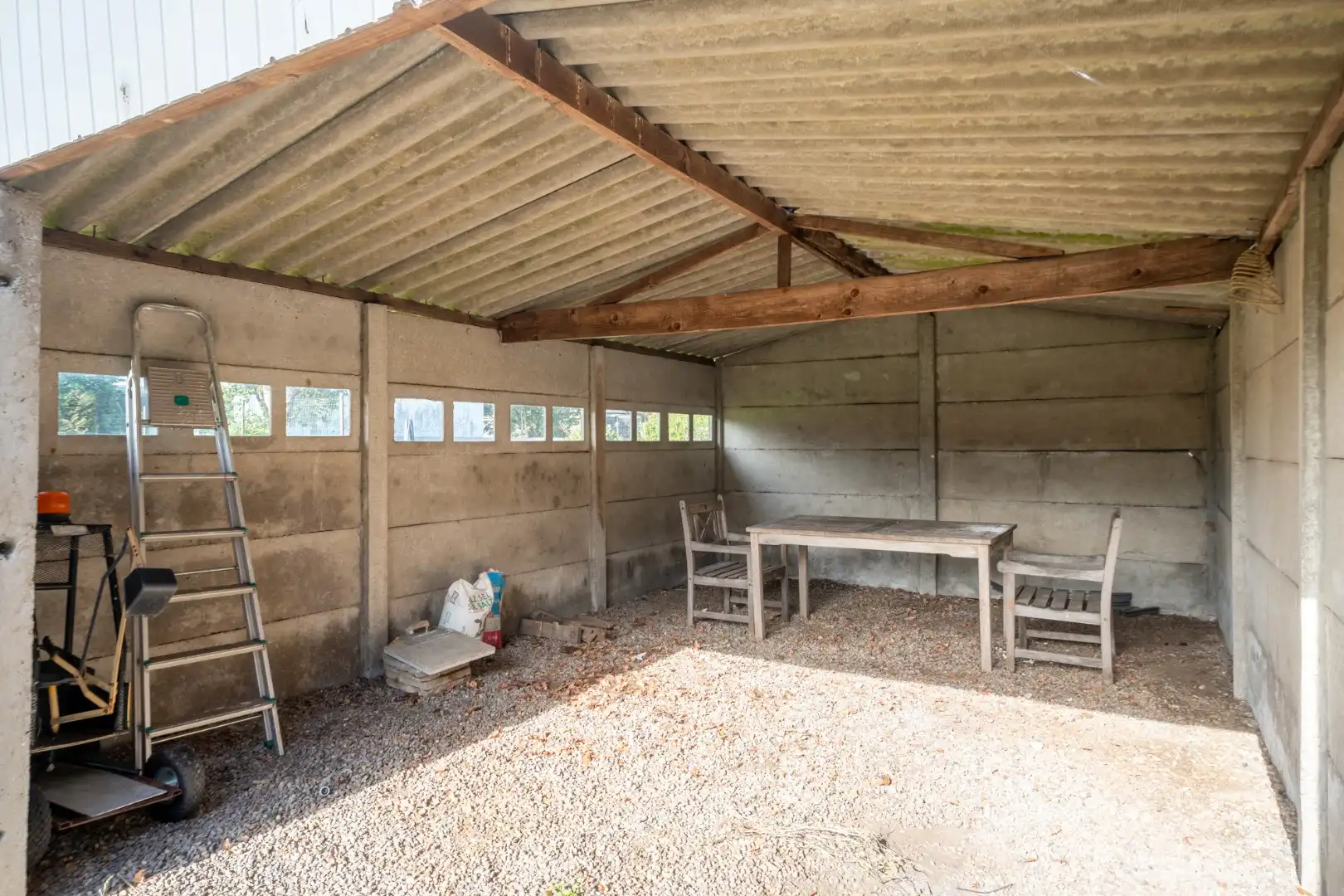 Ruime gezinswoning op een perceel van 9a60ca met 4 slaapkamers en een inpandige garage nabij het centrum van Opoeteren foto 28