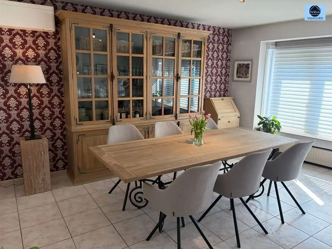 ZEER GOED GELEGEN, MOOIE WONING MET GARAGE foto 4