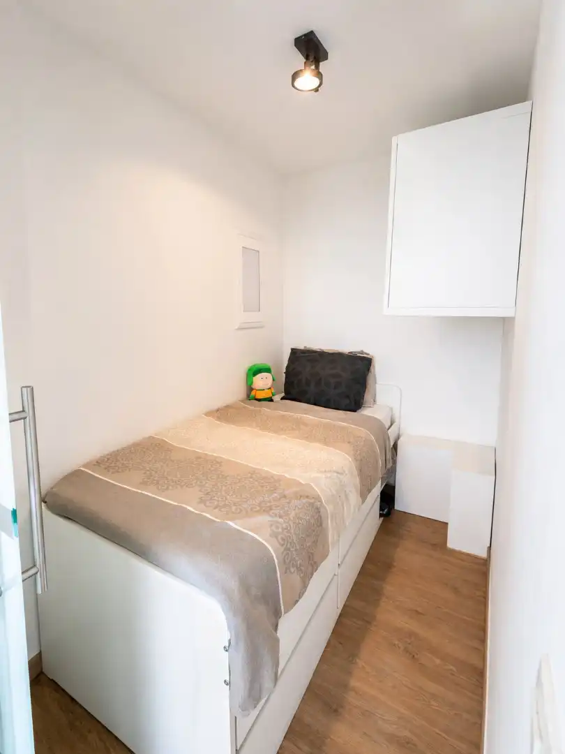 UNIEK GEMEUBELD APPARTEMENT PAL IN CENTRUM OOSTENDE foto 8