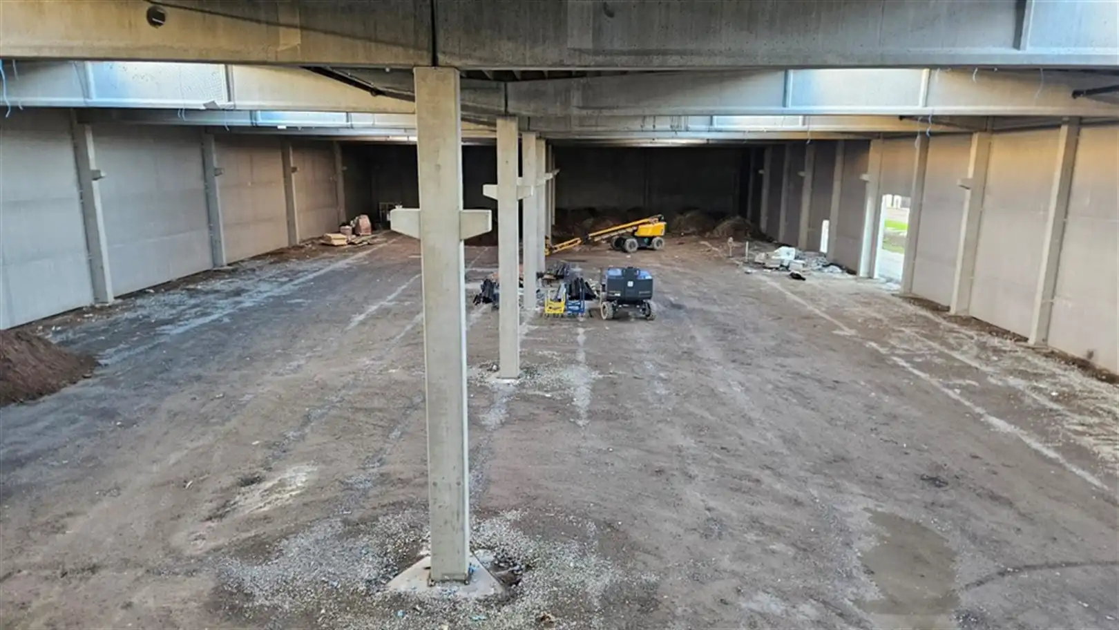 Twee nieuwbouw loodsen met zichtlocatie E17 foto 6